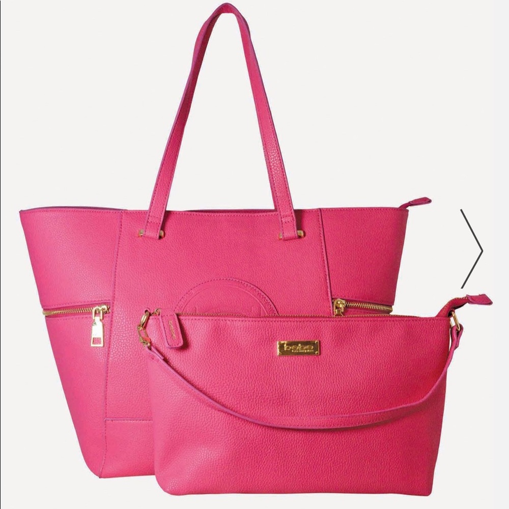 bebe
Rumi Easy 2-Piece Tote with Pouch💕